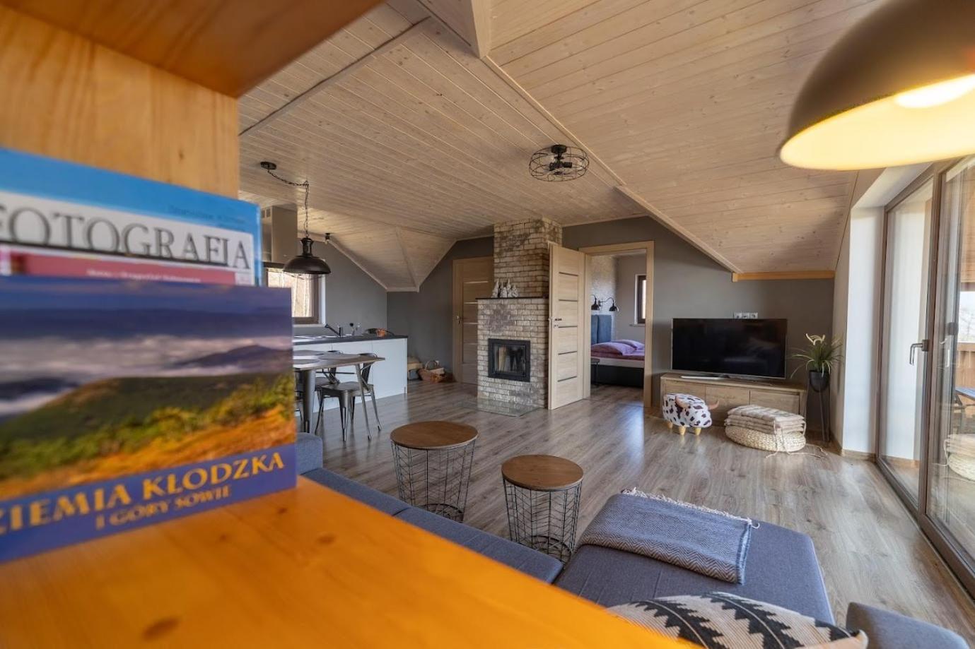 Widokowa Osada Farm stay Miedzylesie (Silesia)